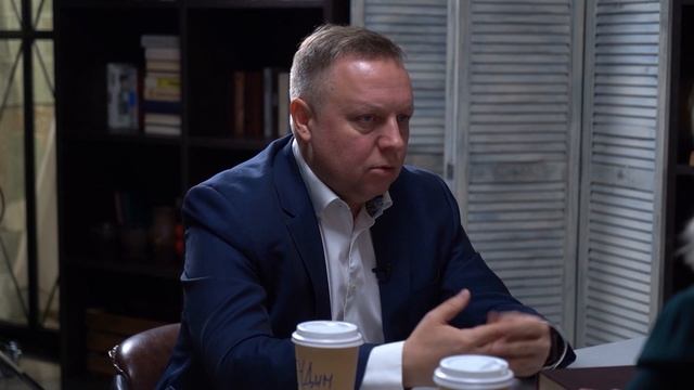 Гендиректор SAP CIS: почему нужно тянуть руку первым и иметь свой development-план? #поТРЕНДим №40 смотреть онлайн