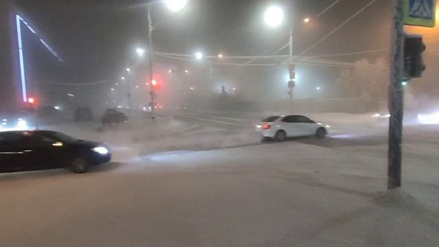 ЗАМОРОЗИЛО -50°C. Туман сгустился. Ледяной Рождественский вертеп Поражает! Якутск. смотреть онлайн