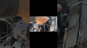 Мицубиси Фусо давит антифриз в расширительный бачок