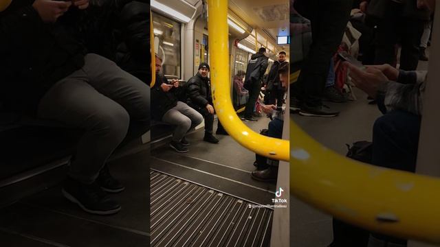 2023-11-28-175657919