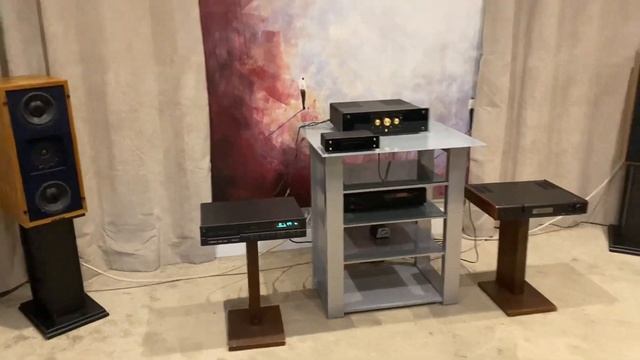 California Audio Labs Icon MKII, Electrocompaniet ECI-1 amp, Duntech PCL25, Tanberg 4031 tuner смотреть онлайн
