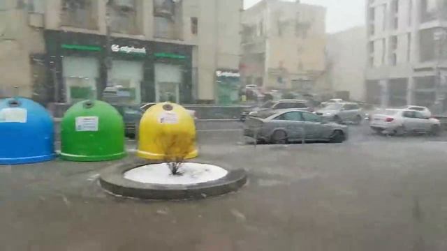 Сильный заряд снега в Киеве 7 февраля|Heavy snow shower смотреть онлайн