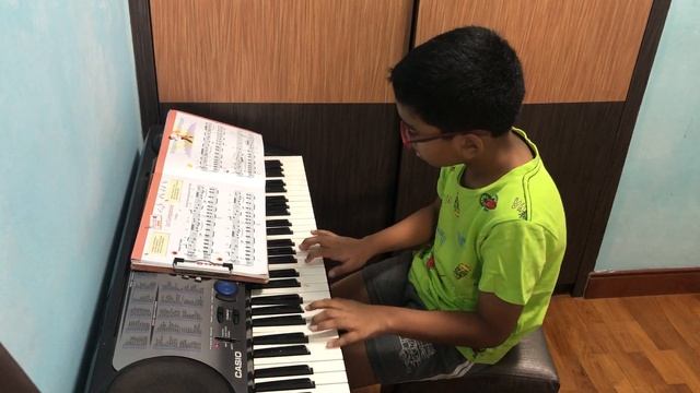 La Cumparsita poco piano - Raseem смотреть онлайн