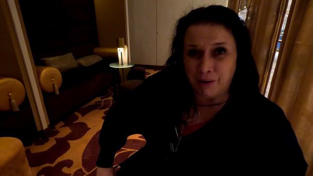 P&O Iona Cruise Ship - 1st Time Cruising With P&O Pt 1 смотреть онлайн