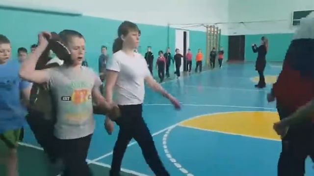 Смотр строя и песни МБОУОШ села Казинка. смотреть онлайн
