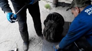 Снимаем КПП, разбираем делитель Камаз, китайский редуктор, ремонт корзины! Часть3!