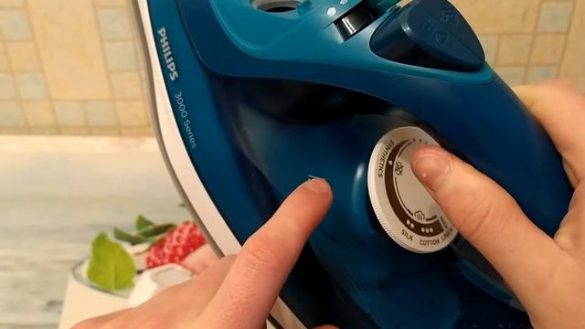 Распаковка — Утюг Philips DST3040/70 смотреть онлайн