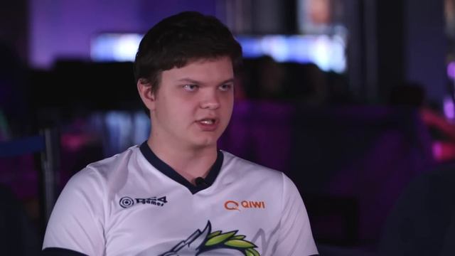 Интервью с SilverName смотреть онлайн