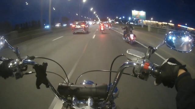 Проехался в колонне настоящих байкеров смотреть онлайн