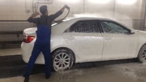 Трехфазная мойка автомобиля