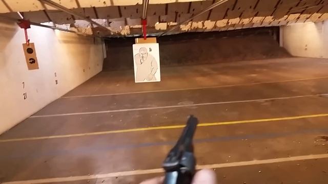 Shooting .32-s&w Revolver смотреть онлайн