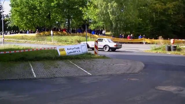 Mercedes 500 SL R107 (2).AVI смотреть онлайн