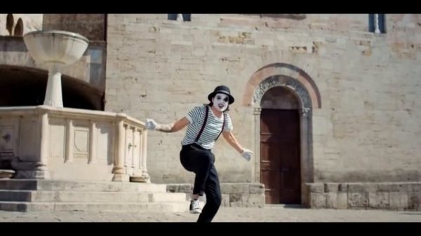 Ignite - Julie Bergan feat DJ X Mate - Tech PC builder Video 2023