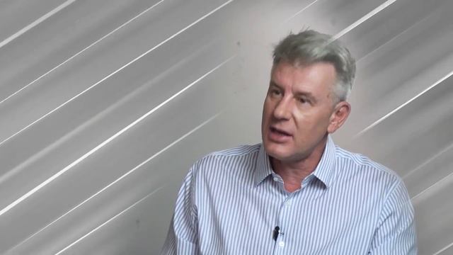 Максим Багинский: Как заработать на недвижимости в сложные времена? смотреть онлайн