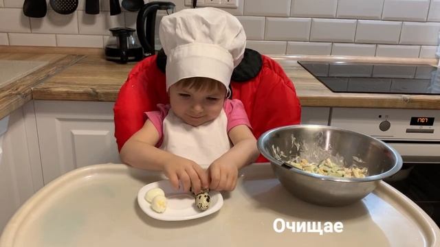 Готовим "Салатик с перепелиными яйцами" от Николь смотреть онлайн