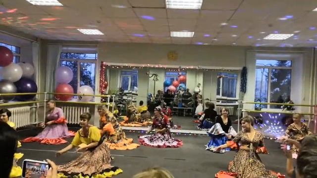 стилизованный цыганский танец Гадалка смотреть онлайн