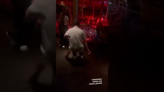 ⚡️? #плутто #танец #танцоры #фанклуб #pluttofamily #санктпетербург #питер #диджей #клуб #дискотека смотреть онлайн