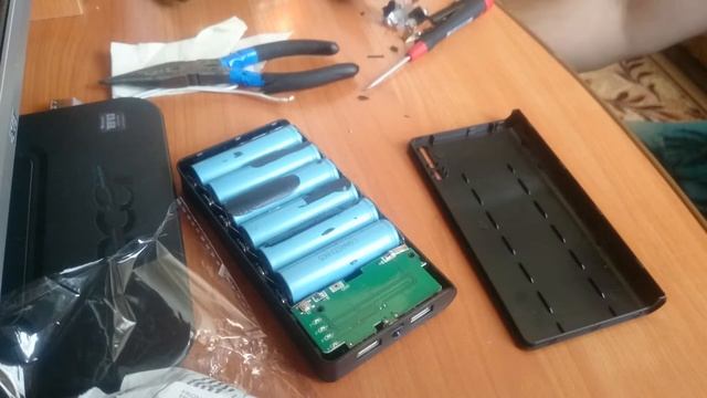 Power Bank с aliexpress (из старых аккумуляторов от ноутбука) смотреть онлайн