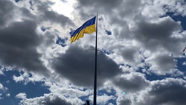 КРИВОРОЖСКИЙ ФЛАГ СТАЛ ИЗДАВАТЬ ЗВУКИ! смотреть онлайн