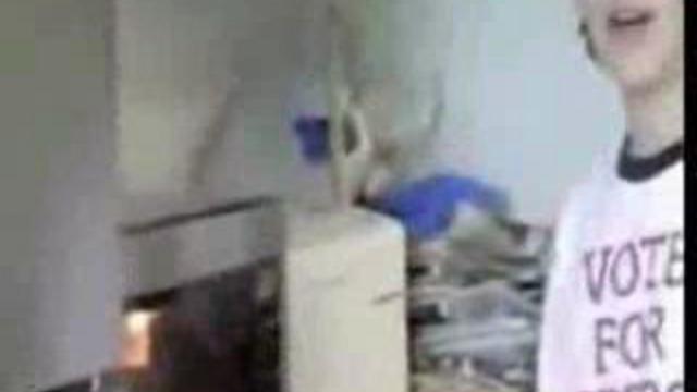 Готовим яйцо в микроволновке смотреть онлайн