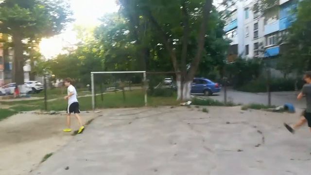 ОБУЧЕНИЕ ПРОСТЫМ НО ЭФФЕКТИВНЫМ ФИНТАМ (ЧАСТЬ1) смотреть онлайн