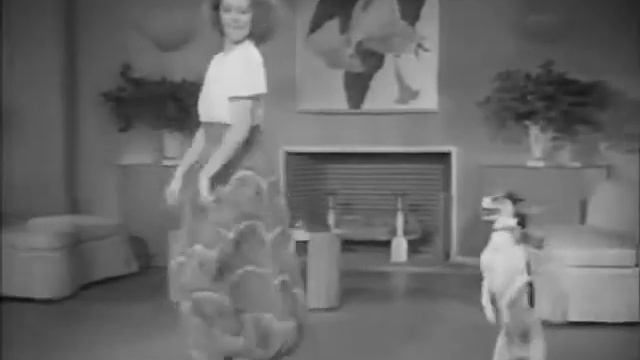 Eleanor Powell And Dog, Buttons, Strut