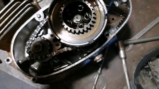 Разбираю двигатель Восход