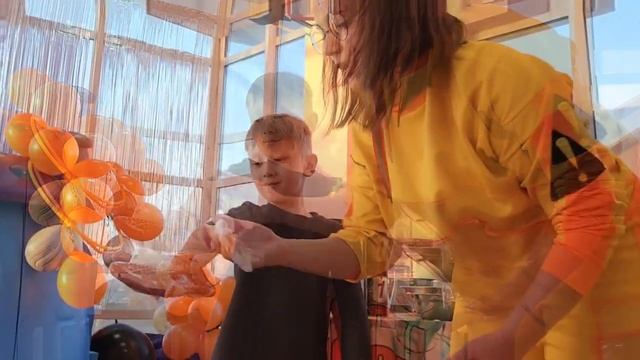 Праздник! День рождения брата! смотреть онлайн
