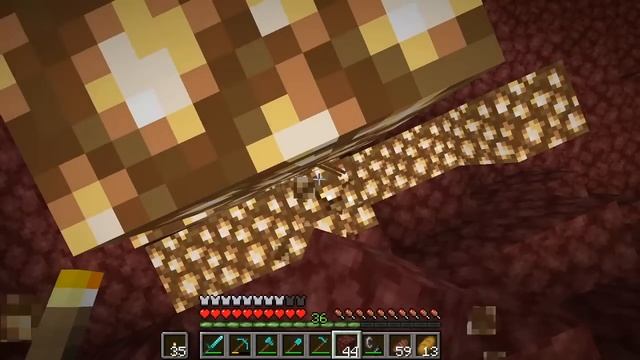Minecraft: How Far Can I get in 12 Hours? (500K Special) смотреть онлайн