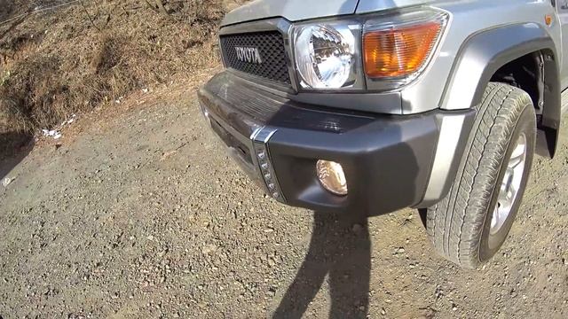 Обзор настоящего внедорожника Toyota Land Cruiser 76!!!! стоимость такого живого от 3 млн руб!!! смотреть онлайн