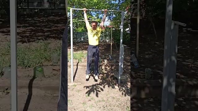 Подтягивание на перекладине 40раз, в 51 год. смотреть онлайн