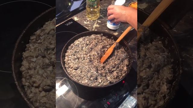 Грибная икра #Вкусно #Икра #Грибы #Рецепт смотреть онлайн