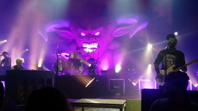 Sum 41 - Never There (Live @ the Palladium, Worcester, MA 10/31/19) смотреть онлайн