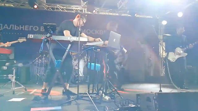 Антон Беляев и Therr Maitz в Экспоцентре смотреть онлайн