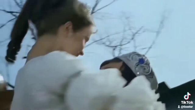 Русская версия видео на народные сказки(Еслиб каждый король уступил даме пост) смотреть онлайн