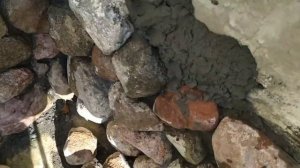 декорация фундамента камнем