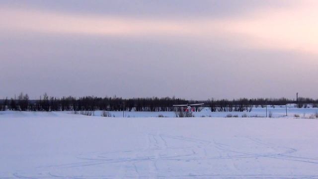 Как взлететь и приземлиться на RC самолете первый раз. смотреть онлайн