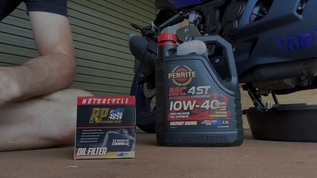 Service your Yamaha YZF-R3 at Home. Step By Step Tutorial. смотреть онлайн