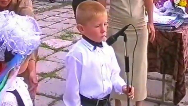 МАКЕЕВКА КАЛИНОВО СШ №45- 1 сентября 2004 года. смотреть онлайн
