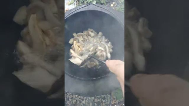 Готовим на даче в казане
