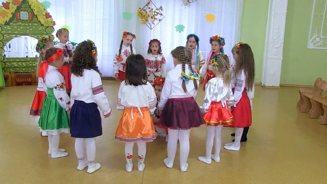 Весела українська гра Подоляночка Свято Осені в дитячому закладі смотреть онлайн