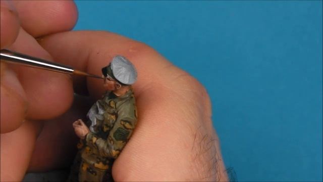 How To Paint 1/35 German World War Two Oak Leaf Autumn Pattern Camouflage смотреть онлайн