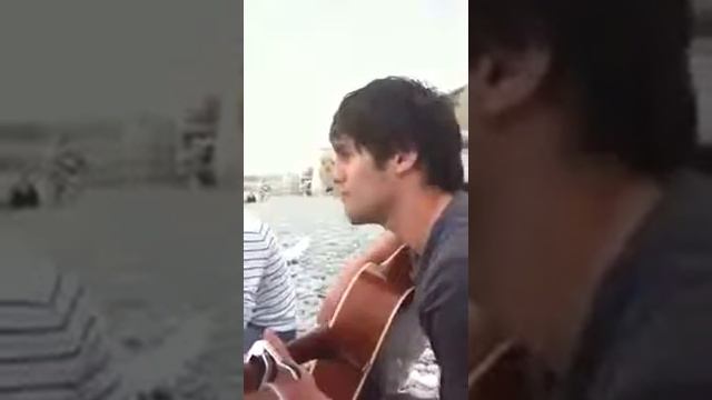 Чечен душевно поёт песню под гитару смотреть онлайн