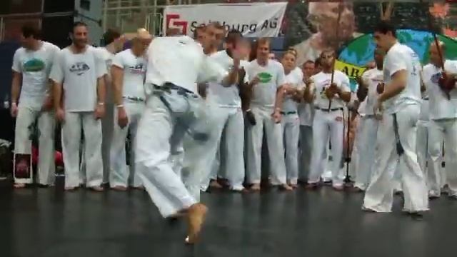 Abada Capoeira Amsterdam-Graduado Caboclo 3 смотреть онлайн