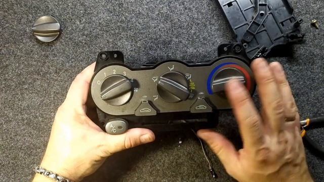 Установка LED платы в БУП Hyundai Accent смотреть онлайн