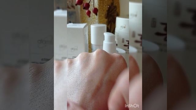 База под макияж - Healthy Glow Base смотреть онлайн