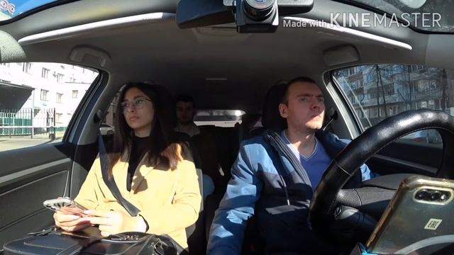 Через детское кресло в салон такси / Тариф эконом Яндекс такси смотреть онлайн