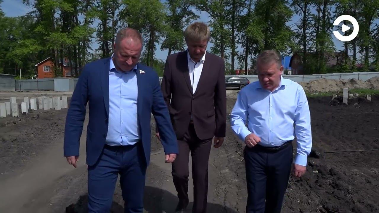 В Пензе в микрорайоне Заря возведение новой школы идёт с опережением графика смотреть онлайн