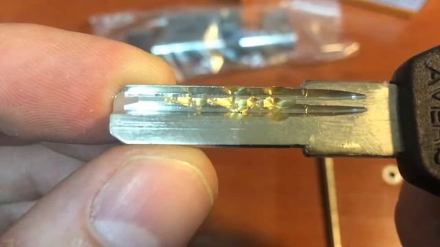 Цилиндр Avers DM-70-C-CR / Механизмы секретности смотреть онлайн