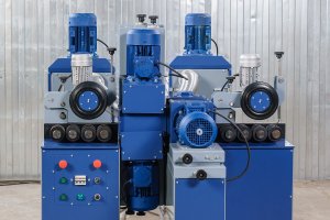 Обзор станка для очистки труб от ржавчины РП 4-80 от Спецмаша